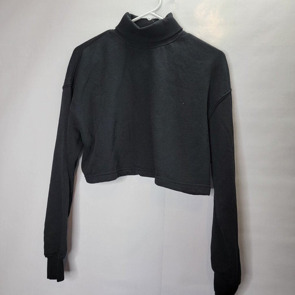 Divided Turtle Neck Cropped Ribbed Black Sweater Women's Size M